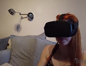 080721_spinner_ginger_model_rikki_blindfolds_herself_while_watching_vr_porn_and_miss_pussycat_dildos_her