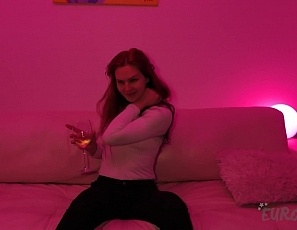 012925_slender_model_lea_has_beautiful_ginger_hair_and_loves_to_masturbate_on_the_white_casting_couch