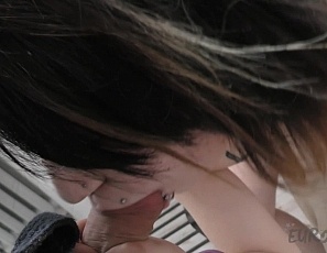 031418_nerdy_tattoo_model_andy_teen_gives_lucky_cameraman_pov_blowjob_between_the_scenes