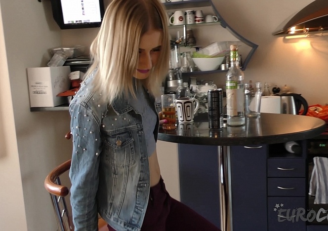 040319_petite_model_sera_ann_between_the_scenes_gyno_speculum_wide_open_pussy_dirty_director_licking_her_young_hole