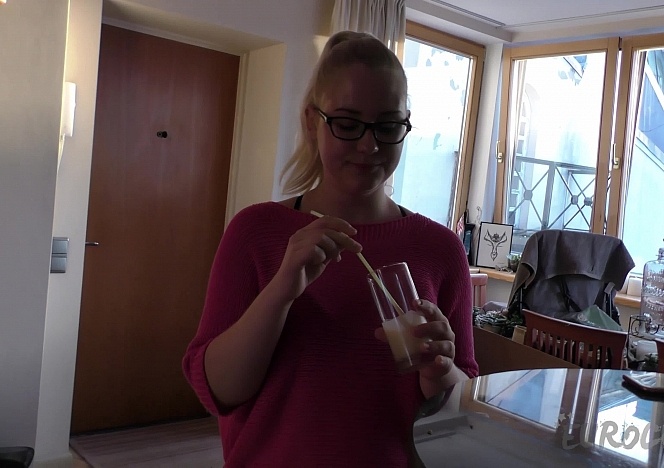 102218_pretty_and_sweet_blonde_model_mia_masturbating_with_a_interesting_rabbit_dildo_in_bedroom